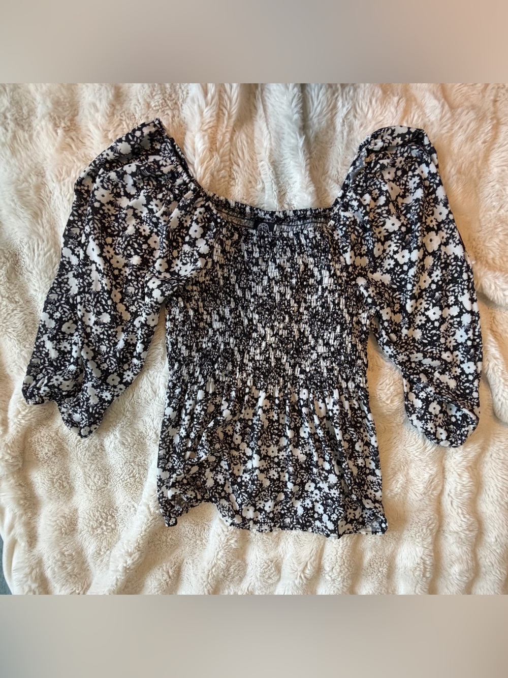 Bobeau 2X Black White Floral Smocked Off Shoulder Blouse